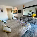 Couette-café Torre Pozzillo 4*