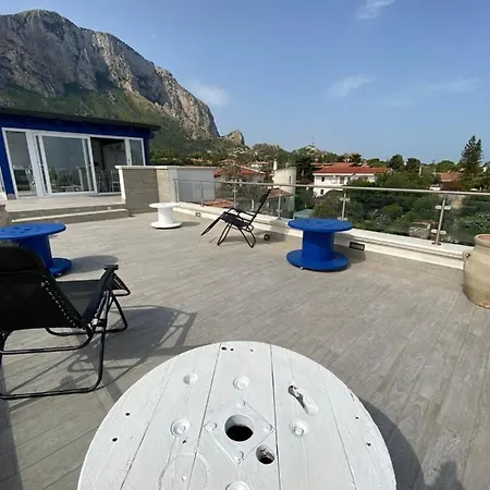 Torre Pozzillo Bed & Breakfast
