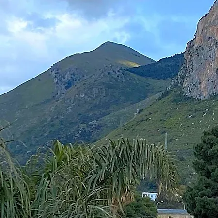 Bed and breakfast Torre Pozzillo 4*